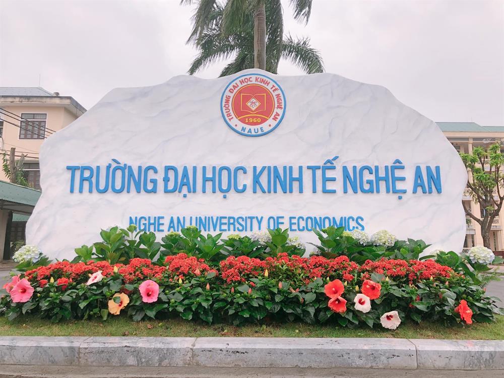 Chương trình kỷ niệm 10 năm Trường Đại học Kinh tế Nghệ An và 64 năm truyền thống Nhà trường