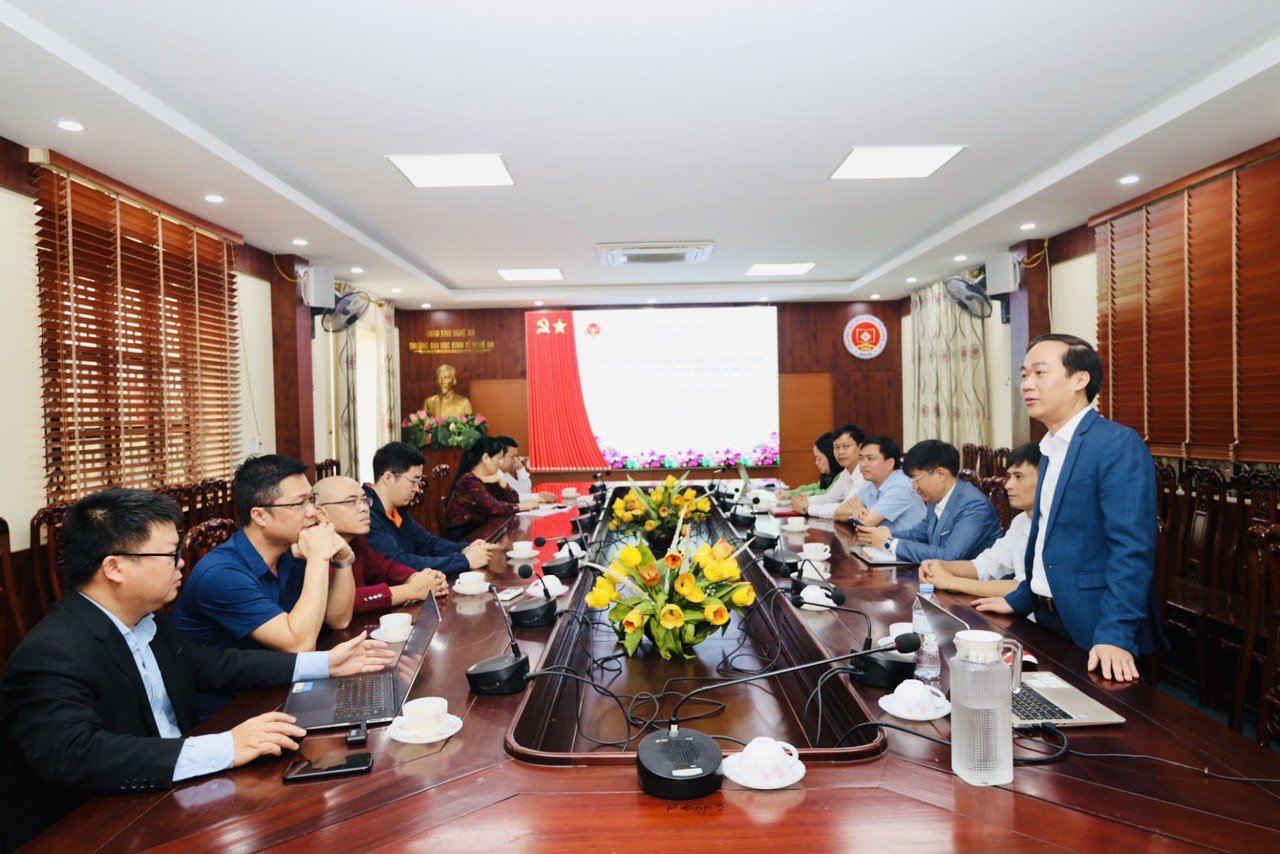 Toàn cảnh buổi làm việc giữa 2 đơn vị