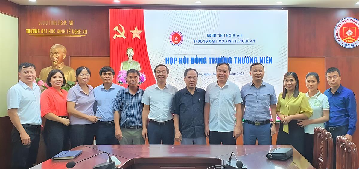 Hội đồng trường NAUE họp phiên thường kỳ năm 2023: Thống nhất cao nhiều nội dung quan trọng