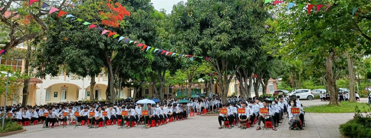 NAUE tham gia hoạt động Hướng nghiệp - Tuyển sinh tại Trường THPT Nghi Lộc 4