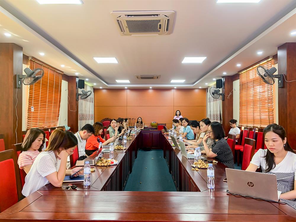 Cải tiến chương trình đào tạo ngành Kinh tế: Chỉnh sửa mục tiêu và chuẩn đầu ra cho ngành Kinh tế đáp ứng yêu cầu thị trường lao động