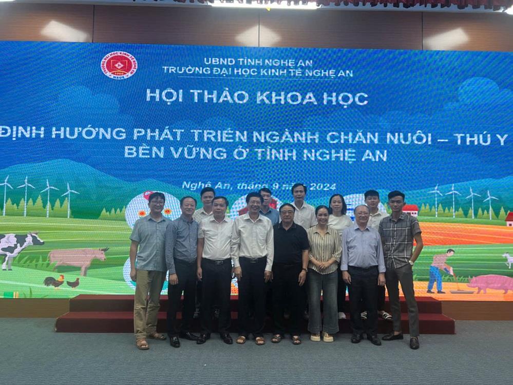 NAUE -Hội thảo khoa học” Định hướng phát triển ngành chăn nuôi - thú y bền vững ở tỉnh Nghệ An”