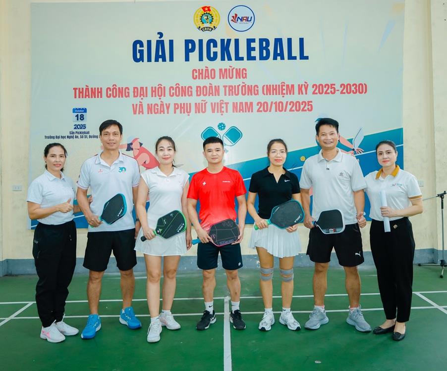 Sôi nổi Giải Pickleball Trường Đại học Nghệ An 2025 – Lan tỏa tinh thần thể thao, gắn kết và yêu thương
