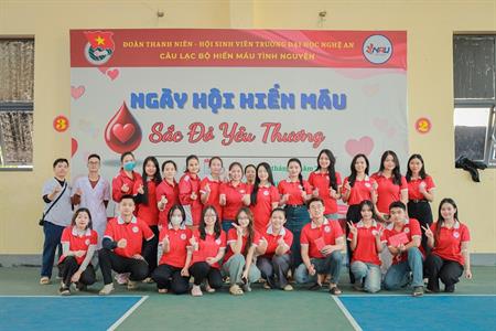 MỘT GIỌT MÁU TRAO ĐI - NGÀN YÊU THƯƠNG Ở LẠI: KHOA TIỂU HỌC CÙNG NAU LAN TỎA NHÂN ÁI