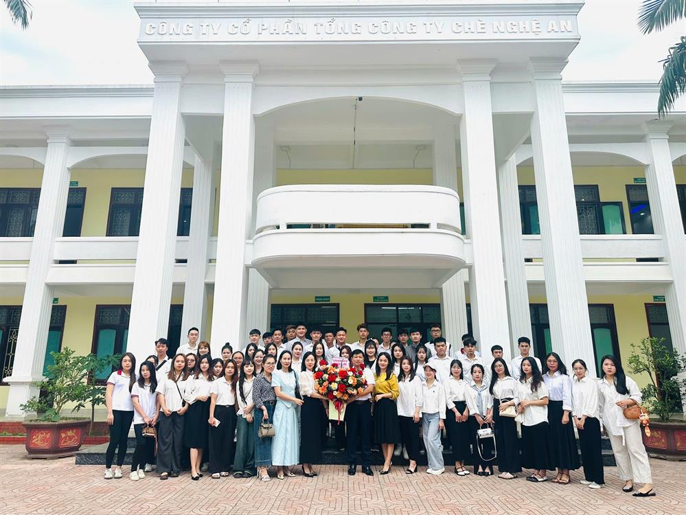 BUỔI THAM QUAN THỰC TẾ DOANH NGHIỆP – MỞ CỬA KIẾN THỨC, KẾT NỐI THỰC TIỄN