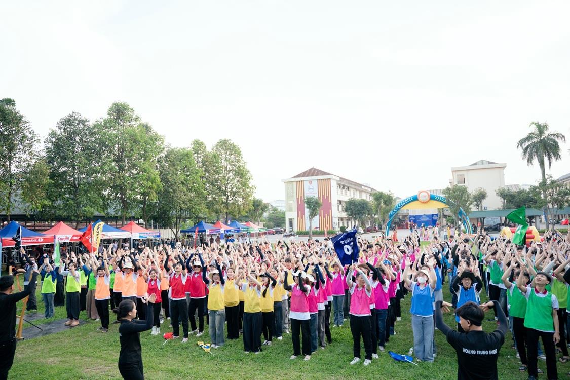 Hoạt Động Teambuilding Tại Trường Đại Học Nghệ An: Nơi Kết Nối Và Phát Triển