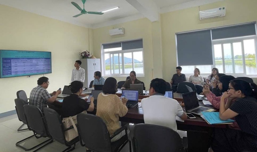 Khoa Nông Lâm Ngư tổ chức buổi nghiệm thu đề tài nghiên cứu khoa học của sinh viên ngành Thú y
