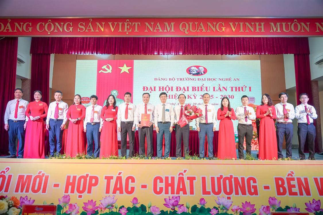Đại hội Đảng bộ Trường Đại học Nghệ An lần thứ I, nhiệm kỳ 2025–2030: Đổi mới - Hợp tác - Chất lượng - Bền vững
