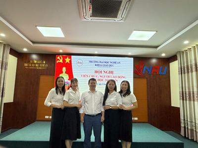 HỘI NGHỊ VIÊN CHỨC, NGƯỜI LAO ĐỘNG KHOA GIÁO DỤC NĂM HỌC 2025–2026