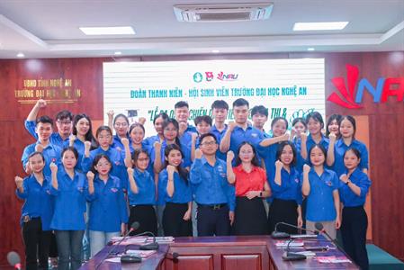 Khởi động mùa hè rực lửa - lan toả những hành trình xanh