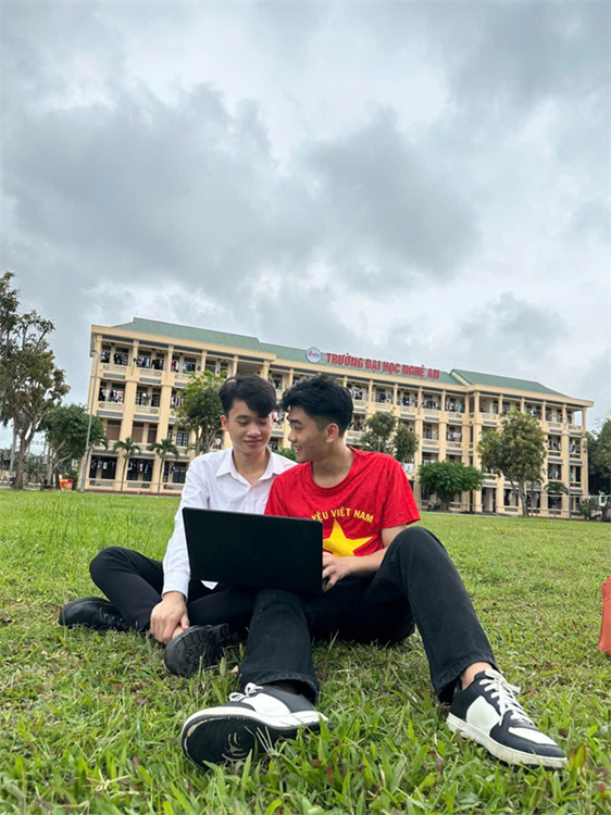 Ở ký túc xá hay thuê trọ ngoài – lựa chọn nào cho cuộc sống sinh viên tại Đại học Nghệ An?