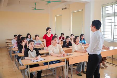 Sư phạm Tiểu học - cánh cửa vào nghề giáo đầy yêu thương và trách nhiệm