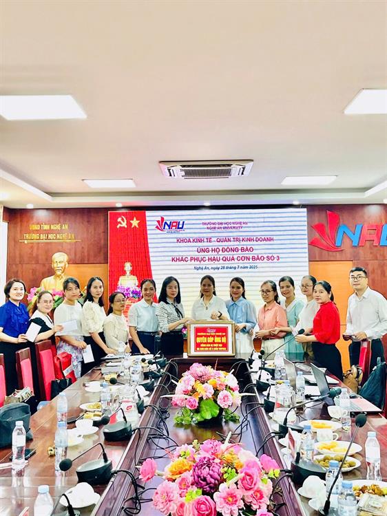 LAN TỎA YÊU THƯƠNG – CÙNG HƯỚNG VỀ MIỀN TÂY NGHỆ AN SAU CƠN BÃO SỐ 3