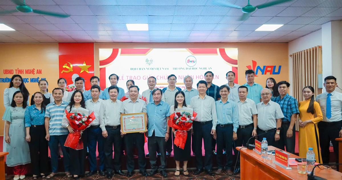 Trường Đại học Nghệ An chính thức trở thành hội viên của Hội Chăn nuôi Việt Nam