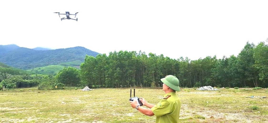 Tuần tra, giám sát rừng bằng drone