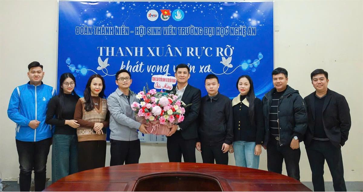 TUỔI TRẺ TRƯỜNG ĐẠI HỌC NGHỆ AN - ĐẠI SỨ HÌNH ẢNH, NIỀM TIN TƯƠNG LAI