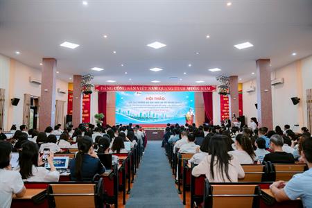 Đổi mới mô hình đào tạo gắn kết cung – cầu nguồn nhân lực chất lượng cao trong bối cảnh hội nhập toàn cầu