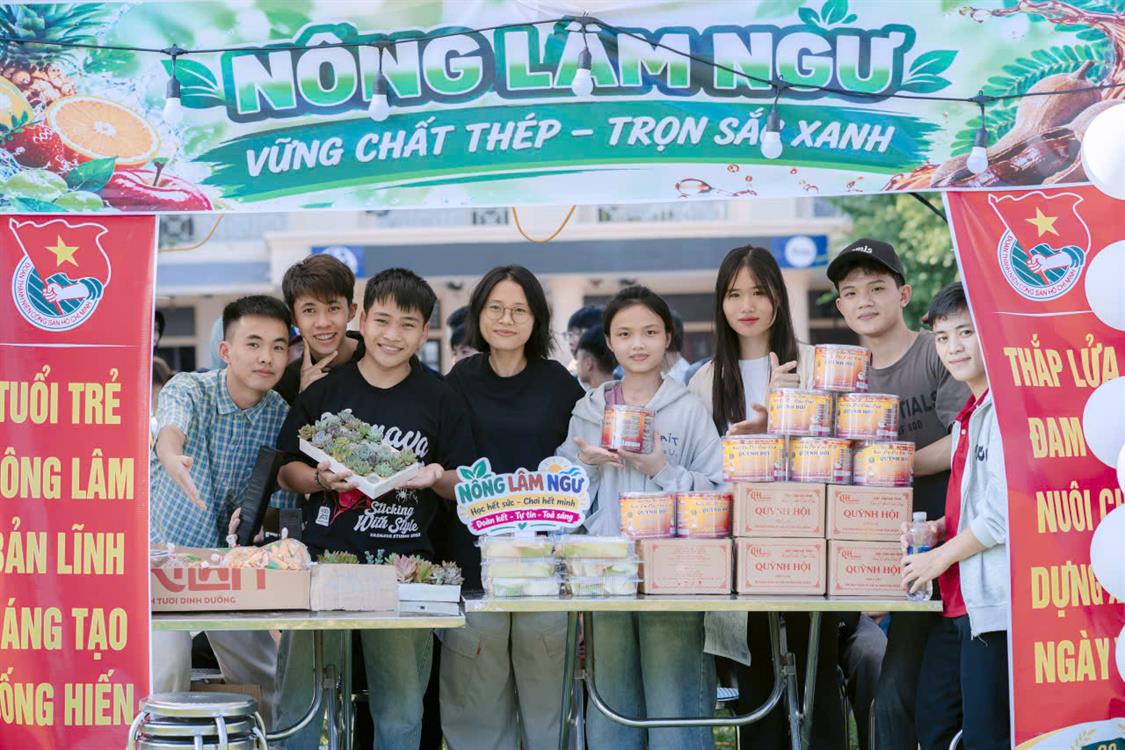Khoa Nông Lâm Ngư dấu ấn tại hội chợ Chào tân sinh viên NAU 2026