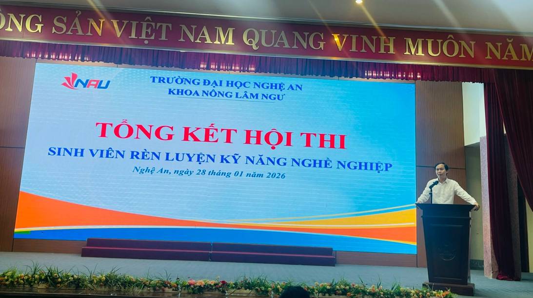 Khoa Nông Lâm Ngư trao giải Sinh viên rèn luyện kỹ năng nghề nghiệp