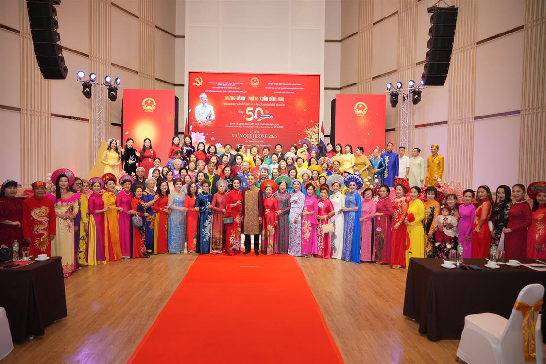 Sinh viên Trường Đại học Nghệ An tỏa sáng bản lĩnh, lan tỏa văn hóa Việt tại Thái Lan