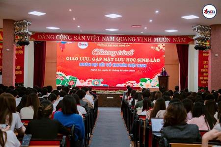 Tết Việt ấm tình hữu nghị - Xuân yêu thương cùng lưu học sinh Lào