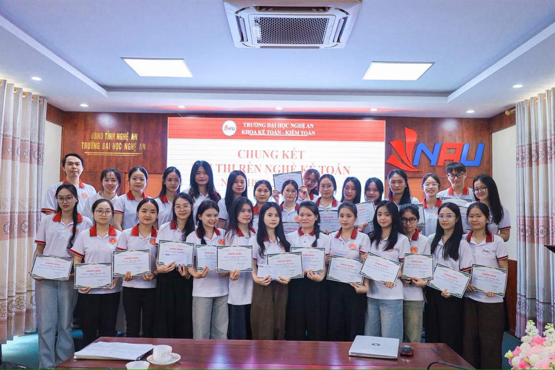Chung kết hội thi rèn nghề năm học 2025 - 2026 khoa Kế toán - Kiểm toán