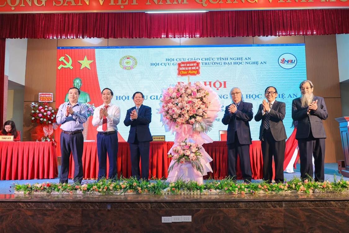 Đại hội Hội Cựu giáo chức nhiệm kỳ 2026 - 2031. Đoàn kết - Trí tuệ - Tiếp nối giá trị, đồng hành cùng chặng đường phát triển mới của Trường Đại học Nghệ An