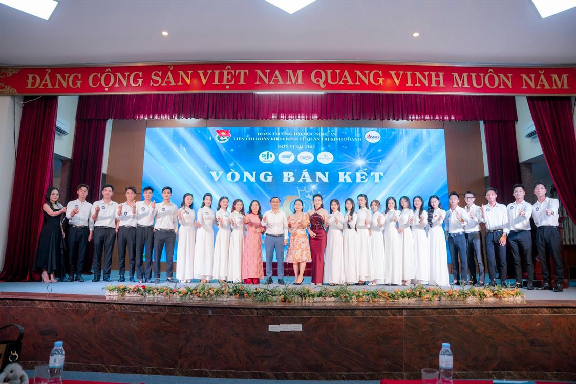 ĐÊM BÁN KẾT CUỘC THI “SINH VIÊN THANH LỊCH NAU 2026” – HỘI TỤ NHAN SẮC, TRÍ TUỆ VÀ BẢN LĨNH SINH VIÊN