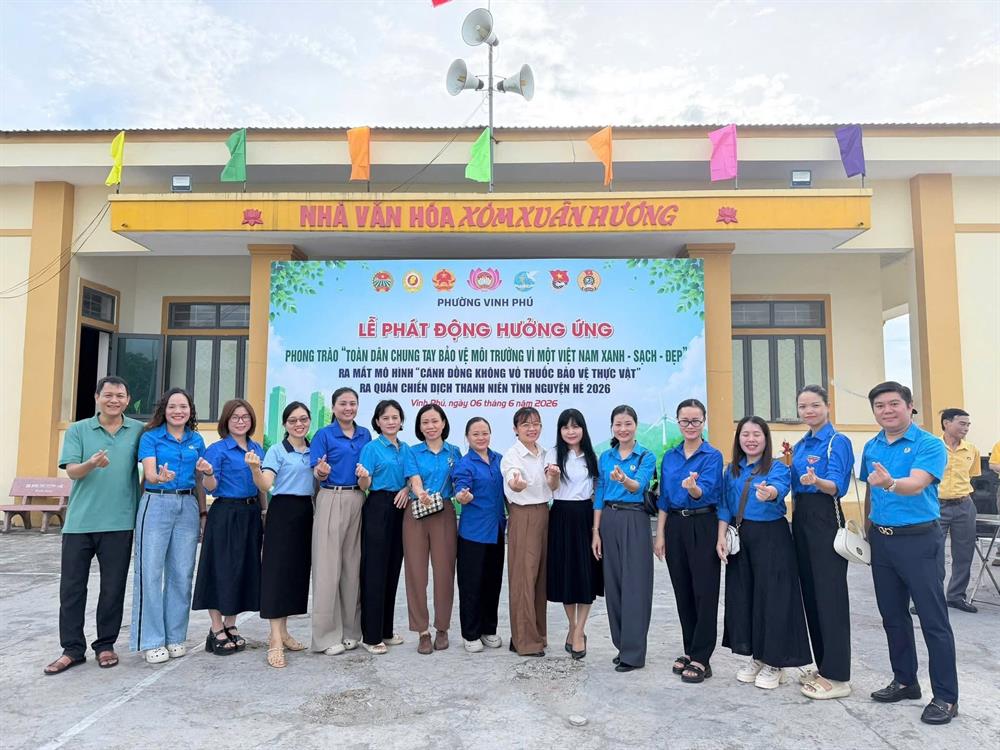 Công đoàn Khoa Kế toán  -Kiểm toán tham gia hưởng ứng phong trào bảo vệ môi trường vì một Việt Nam xanh -sạch - đẹp